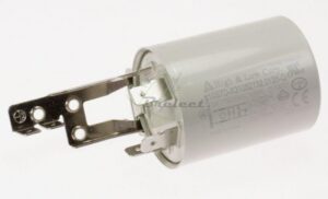 CONDENSATEUR FILTRE ANTIPARASITES